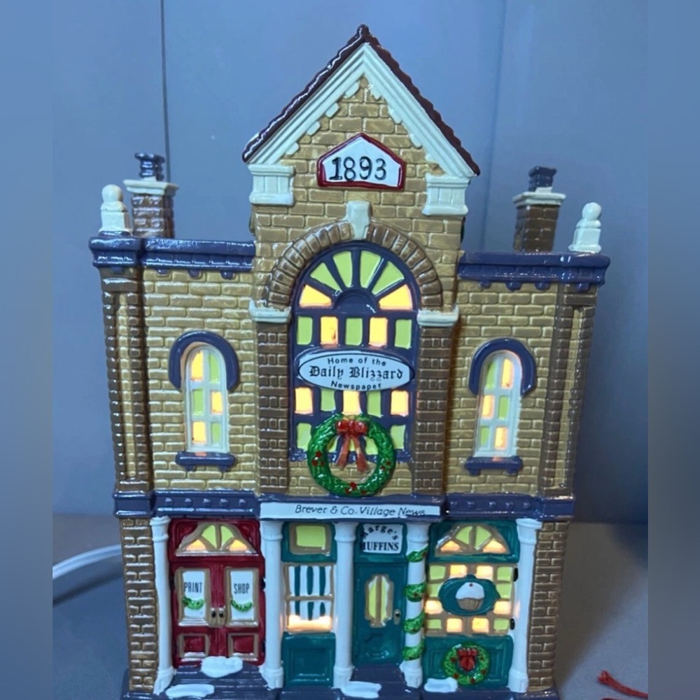 EUC Dept 56 Snow Village PRINT SHOP & VILLAGE NEWS 5425-9 Christmas Retired
